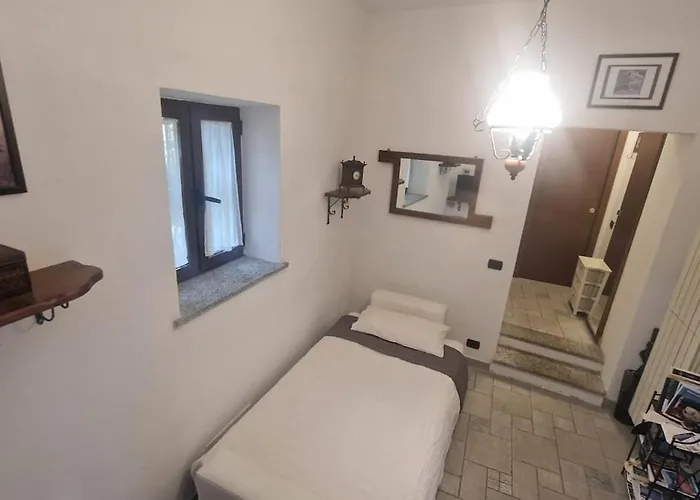 La Casina Semesterbostad Maccagno